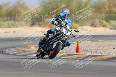 media/Nov-05-2022-SoCal Trackdays (Sat) [[f8d9b725ab]]/Turn 2 (1120am)/